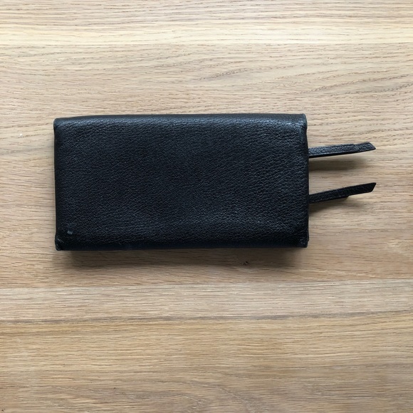 Prada black leather wallet authentic - Picture 2 of 9